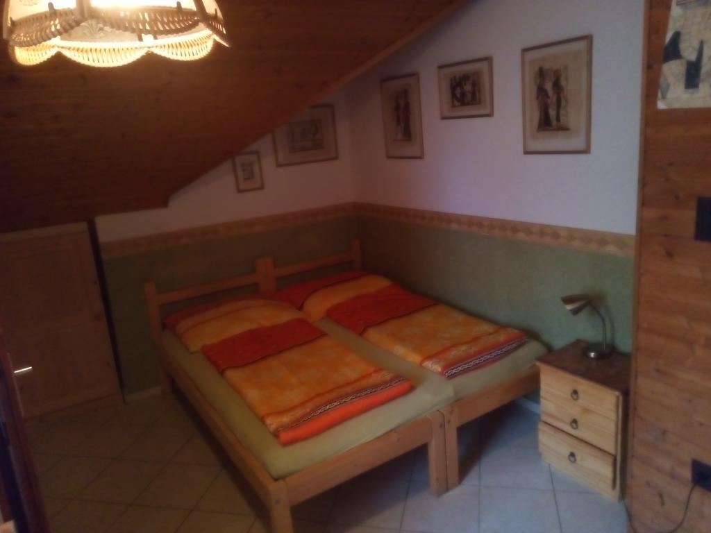 Rita Vendegszobak Sopron Buitenkant foto
